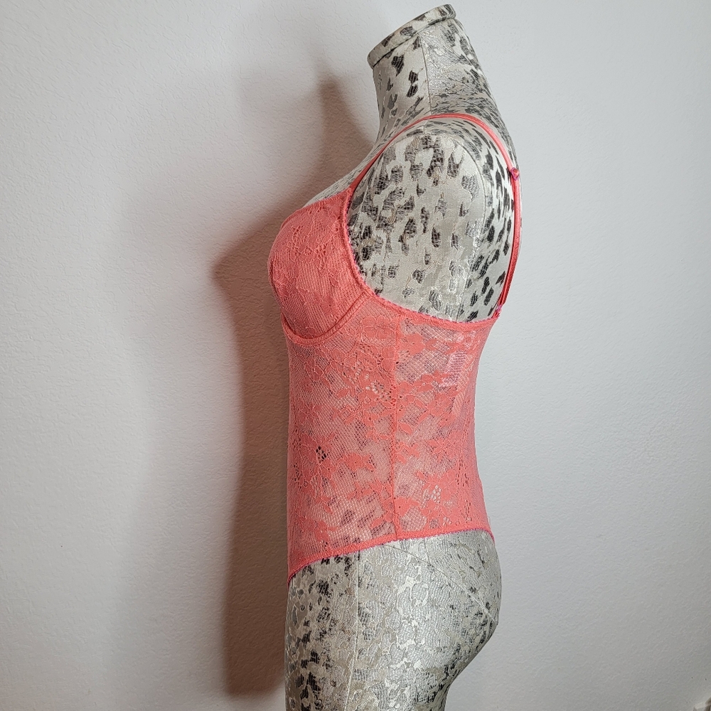 Victoria's Secret Tease Lace Demi Bodysuit. - Picture 6 of 16